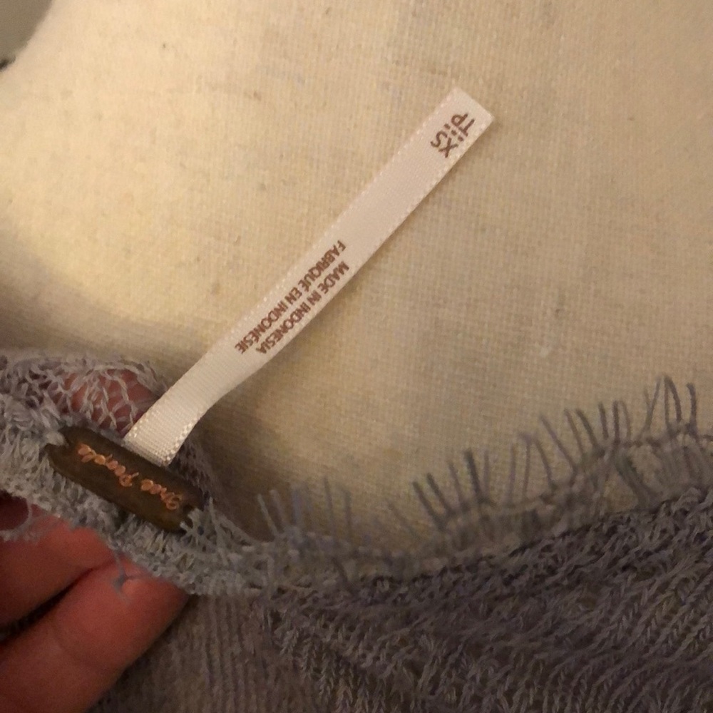 FREE PEOPLE TOP - Picture 16 of 16